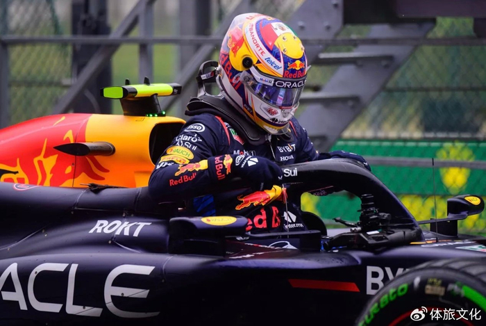 法拉利力克红牛车队，佩雷兹关键制胜的简单介绍