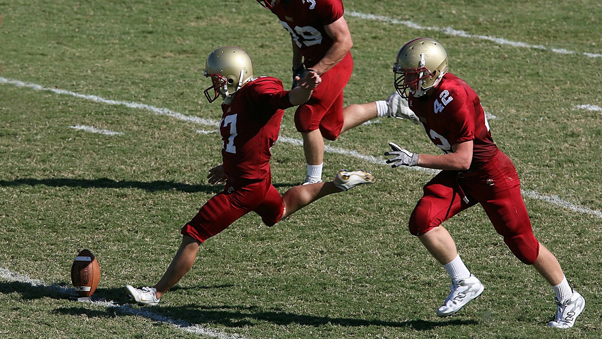 格纳布里连续得分拉开差距，亚特兰大带走牙买加新星