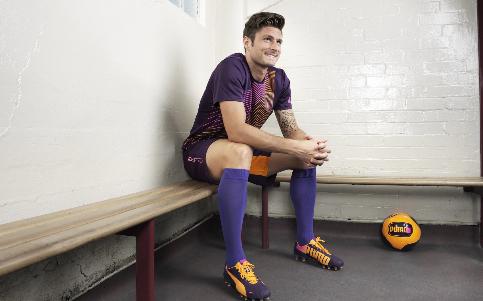 跨界主宰,猛龙完胜篮网之夜,布伦森在德甲争冠战接管比赛